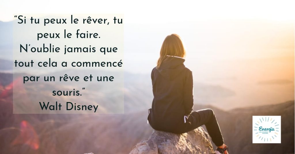 "Si tu peux le rêver, tu peux le faire. N'oublions jamais que tout cela a commencé par un rêve et une souris." - Walt Disney